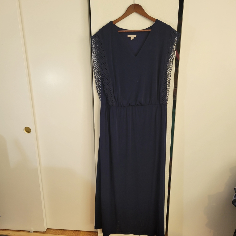 db established 1962 Elegant Navy Blue Lace Sleeve Dress